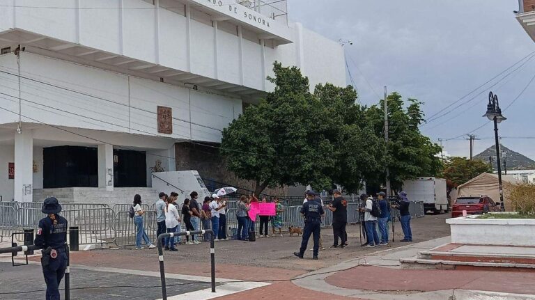 Protesta animalista en Sonora contra Ley General de Bienestar Animal