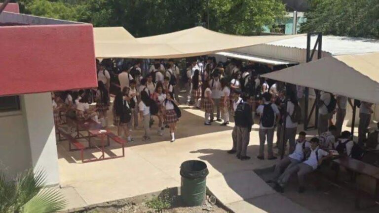 Cecyte Sonora inicia clases con 25 mil estudiantes ante posible paro sindical Cecyte Sonora inicia clases con 25 mil estudiantes ante posible paro sindical