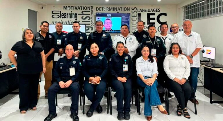 Policías de Hermosillo reciben becas para cursos de inglés Policías de Hermosillo reciben becas para cursos de inglés