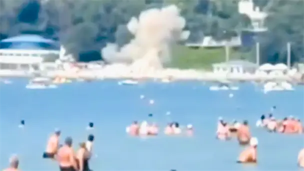 Ataque con dron en playa rusa de Arkhipo-Osipovka deja siete muertos, entre ellos tres niños Ataque con dron en playa rusa de Arkhipo-Osipovka deja siete muertos, entre ellos tres niños