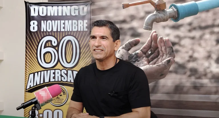 Usuarios reportan fallas diarias en el suministro de agua en Hermosillo Usuarios reportan fallas diarias en el suministro de agua en Hermosillo