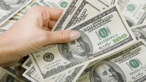Peso mexicano cae por tercer día y se mantiene bajo 17 pesos por dólar Peso mexicano cae por tercer día y se mantiene bajo 17 pesos por dólar