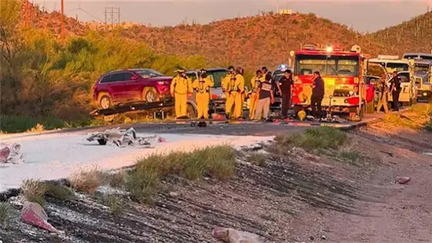 Derrame de ácido sulfúrico en carretera Caborca-Y Griega afecta zona vial Derrame de ácido sulfúrico en carretera Caborca-Y Griega afecta zona vial