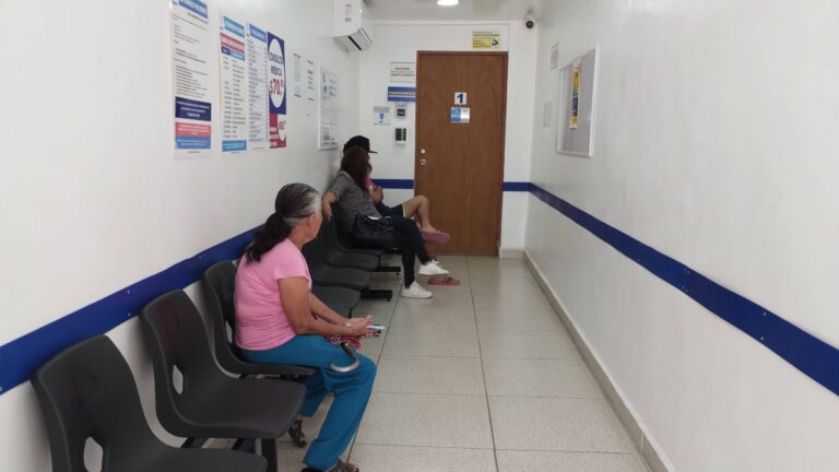 Crisis y privatización marcan el sistema de salud pública en México