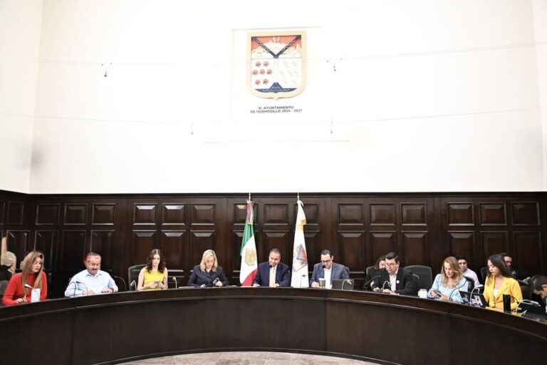 Cabildo de Hermosillo aprueba continuidad de programa para regularización de pequeños negocios Cabildo de Hermosillo aprueba continuidad de programa para regularización de pequeños negocios