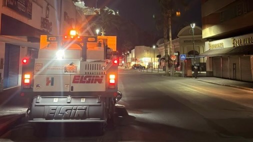 Gobierno de Hermosillo intensifica barrido en vialidades con barredoras eléctricas y de gran capacidad Gobierno de Hermosillo intensifica barrido en vialidades con barredoras eléctricas y de gran capacidad