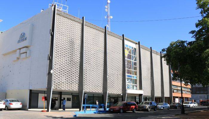Evacuación preventiva en ISSSTESON por humo causado por sobrecalentamiento Evacuación preventiva en ISSSTESON por humo causado por sobrecalentamiento