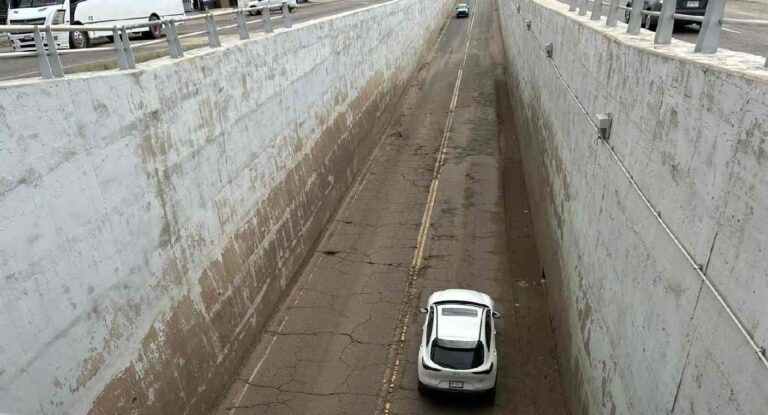 Reabren paso inferior del puente San Pedro El Saucito tras lluvias en Hermosillo Reabren paso inferior del puente San Pedro El Saucito tras lluvias en Hermosillo