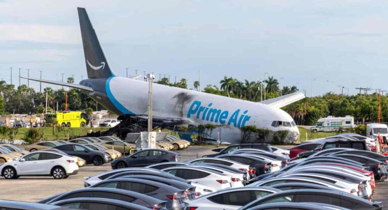 Demanda a Amazon por accidente aéreo fatal en Miami con cinco muertos Demanda a Amazon por accidente aéreo fatal en Miami con cinco muertos