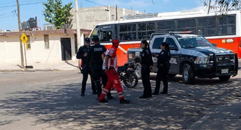 Motociclista resulta lesionado tras choque en colonia Ley 57 de Hermosillo Motociclista resulta lesionado tras choque en colonia Ley 57 de Hermosillo