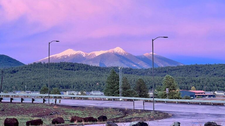 Primera nevada de la temporada cubre Arizona Snowbowl el 29 de septiembre de 2026