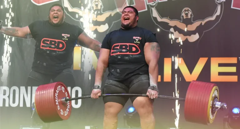 Raúl Flores establece récord mundial de peso muerto con 511 kg Raúl Flores establece récord mundial de peso muerto con 511 kg