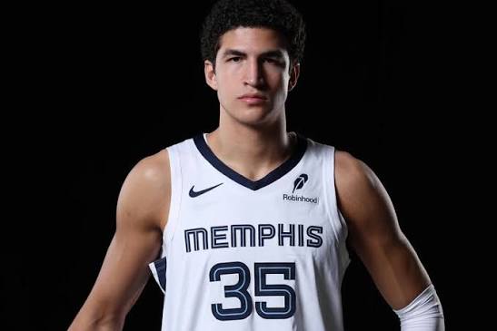Lesión retrasa el debut de Karim López en la NBA con Memphis Grizzlies