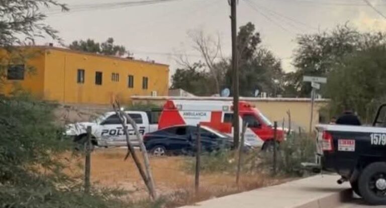 Hallan a mujer sin vida con signos de violencia en un vehículo en Caborca