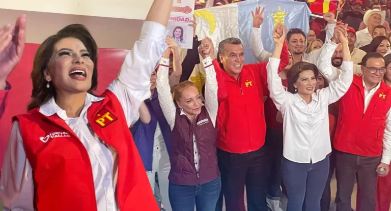 Lorenia Valles se presenta como coordinadora de la 4T en Sonora ante simpatizantes del PT