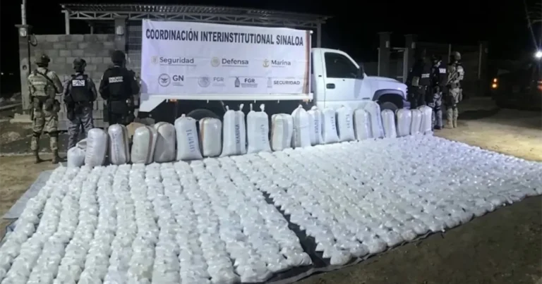 Sedena asegura 1.3 toneladas de metanfetamina de Los Mayos en Culiacán