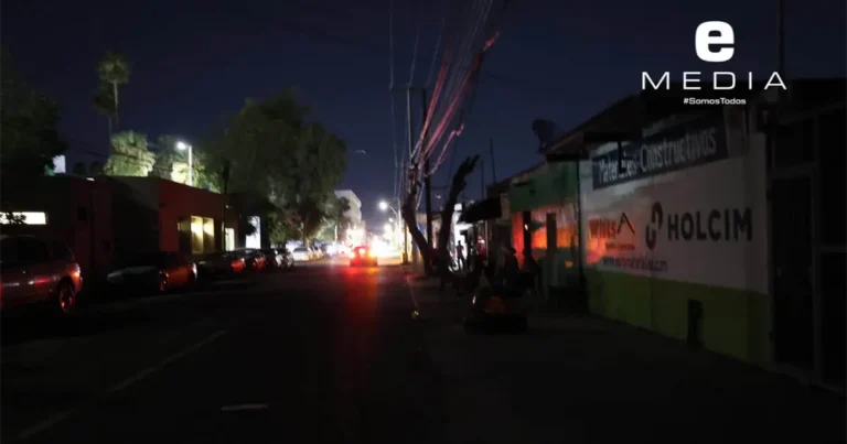 Falla eléctrica por ráfagas de viento deja sin luz a sectores de San Benito en Hermosillo