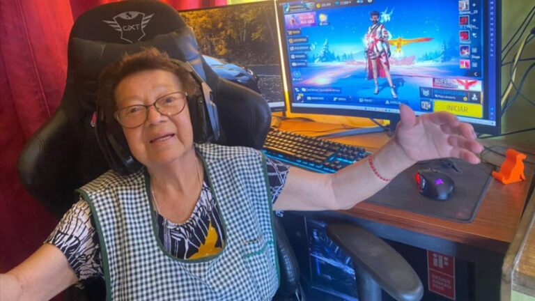 Fallece María Elena Arévalo, la ‘abuelita gamer’ conocida como Mami Nena