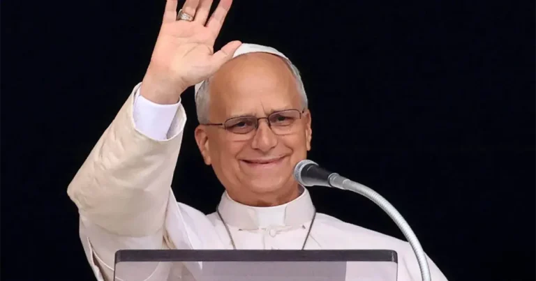 El papa León XIV recibe el alta tras cirugía pulmonar y confirma viaje a América Latina en noviembre